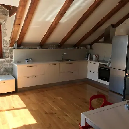 Hotel House Near The Sea In Dalmatia